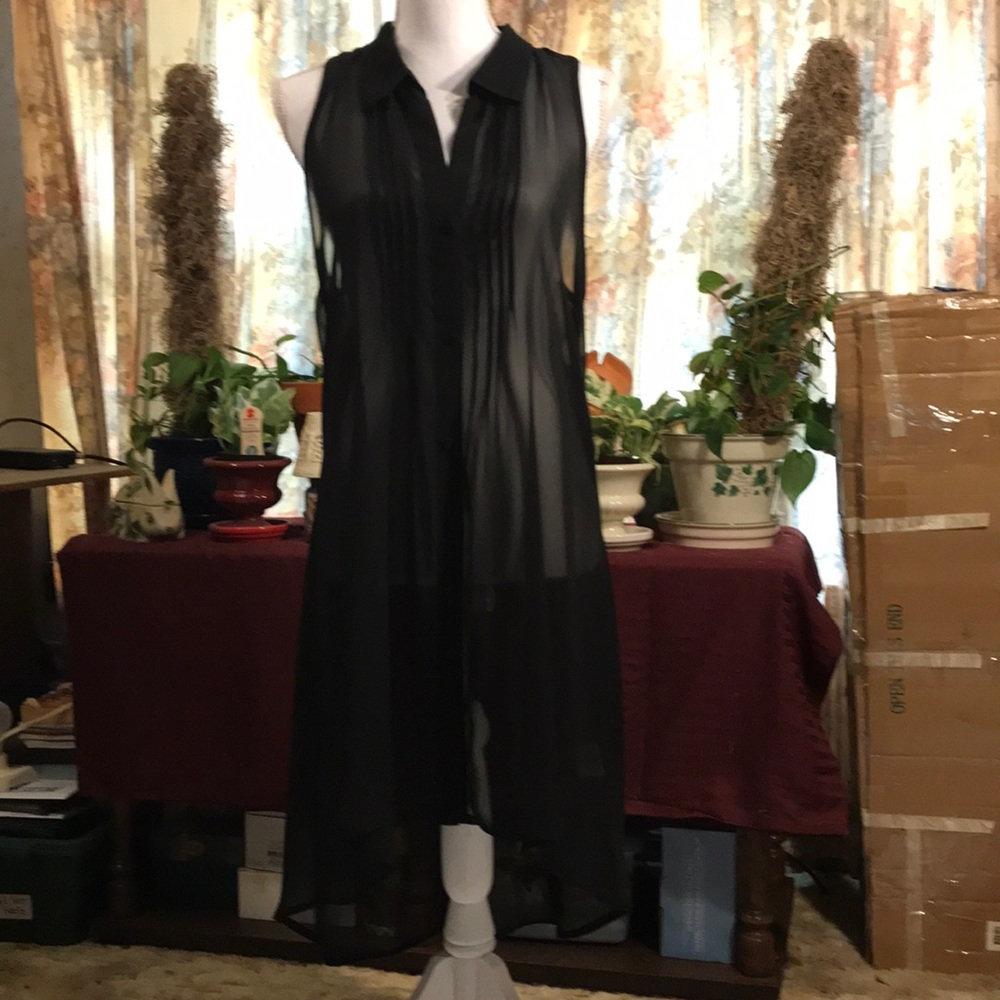 Decree sheer vest